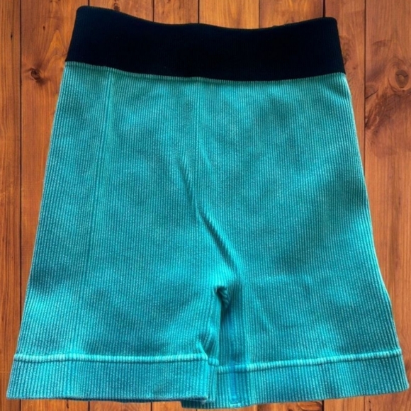 Zenana Not Your Basic Bike Shorts Seamless Ribbed Washed Iced Blue FP0000 - Picture 2 of 4